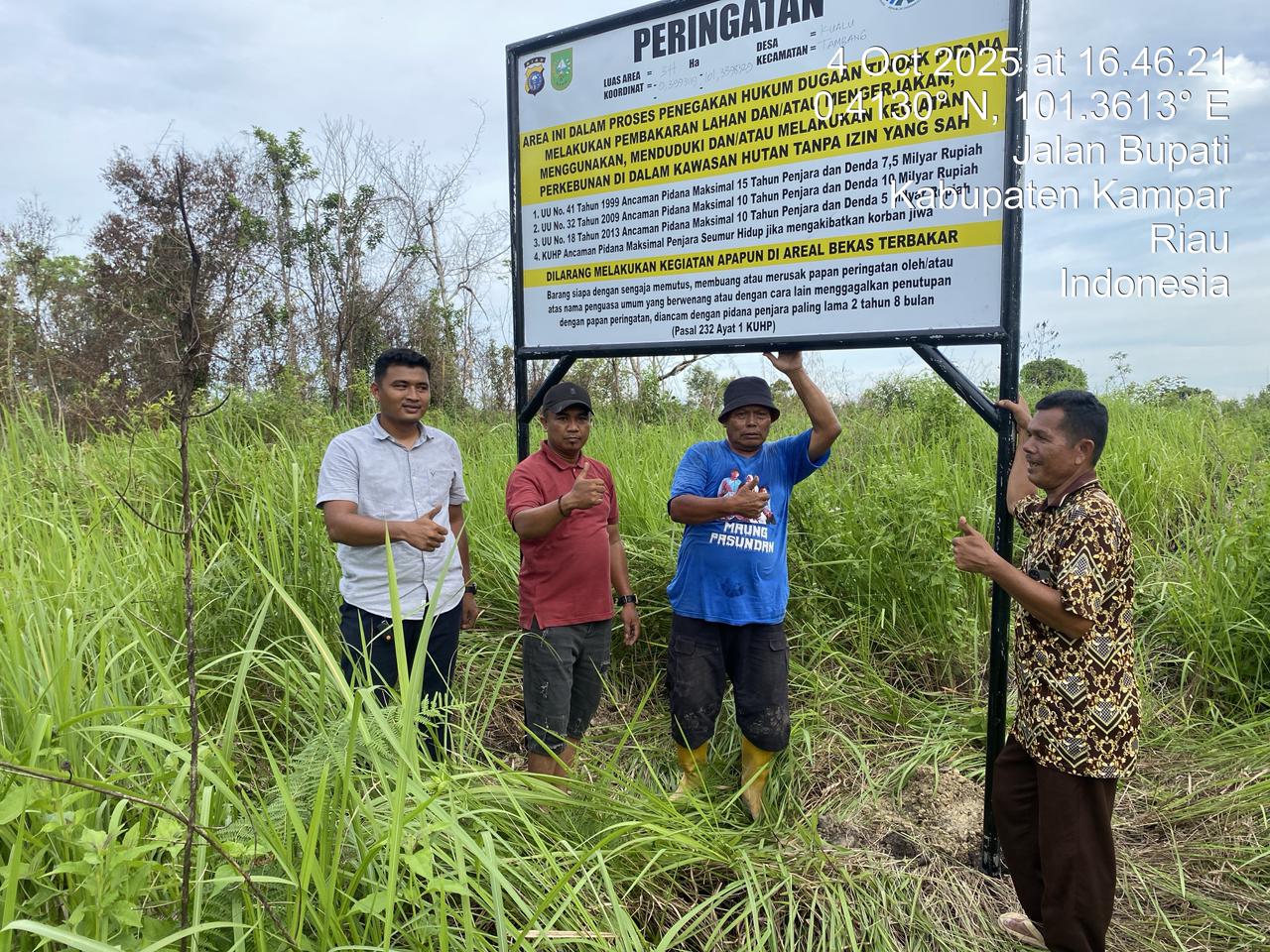 Tegas, Polsek Tambang Kembali Pasang Peringatan Larangan Kegiatan di Areal Bekas Karhutla