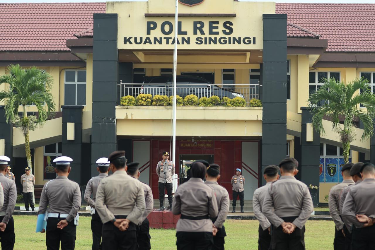 Kapolres Kuansing Pimpin Apel Pagi, Tekankan Kedisiplinan dan Profesionalisme Personel
