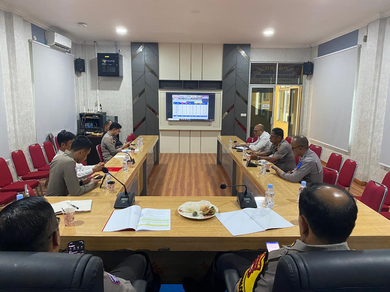 Evaluasi Minggu Pertama Ops Keselamatan LK 2026, Polres Kuansing Ikuti Zoom Anev Bersama Polda Riau